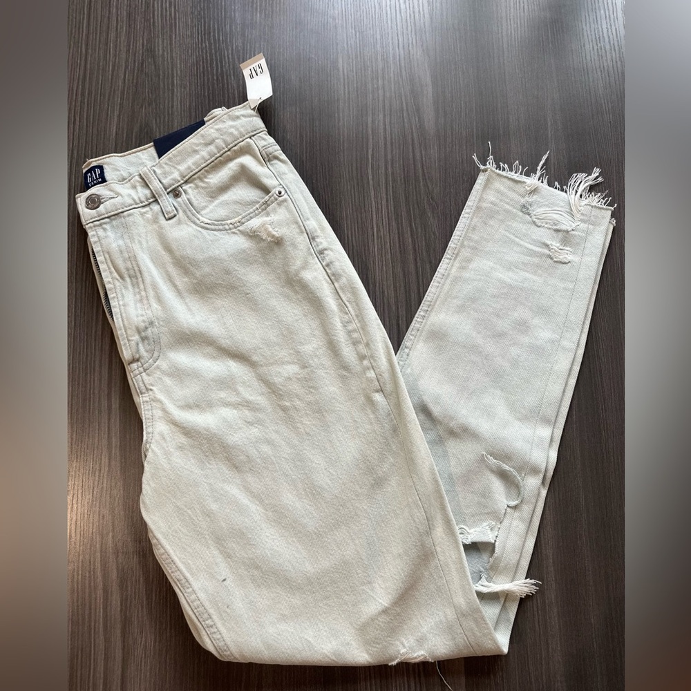 GAP straight mom jean - NWT